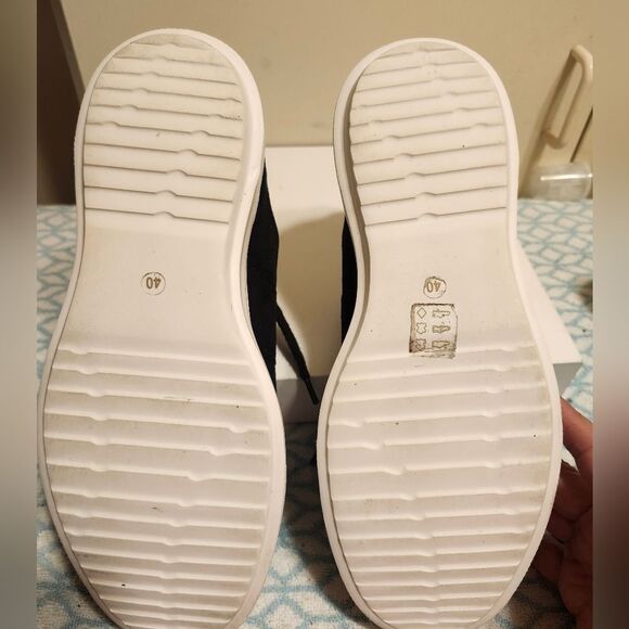 Bus Stop x All Black, Collab "Oversize" Black Leather Sneakers Sz.10/40 Ret.$250 - Picture 6 of 6